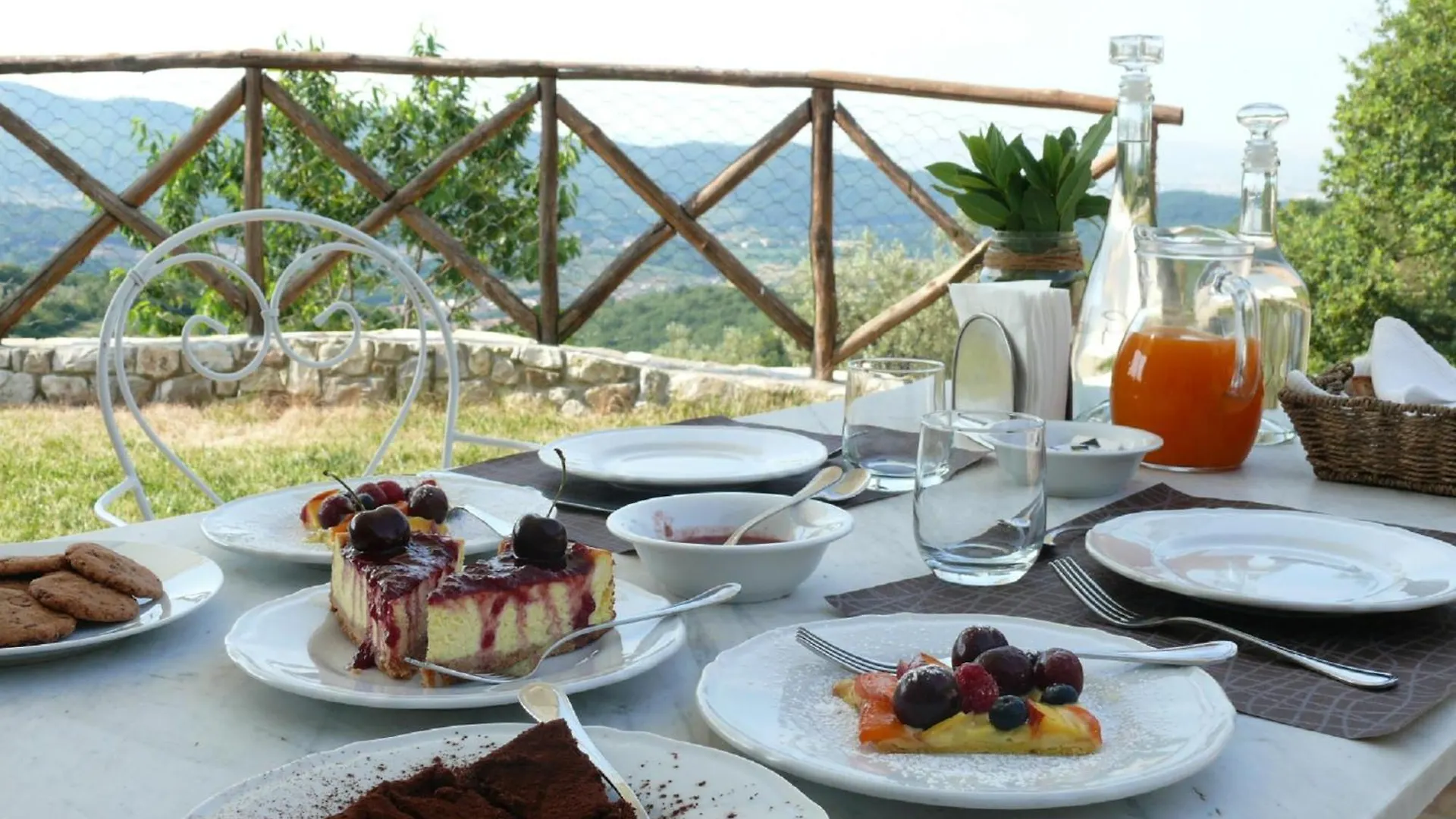 Borgo Di Vezzano Villa Calenzano Farm stay